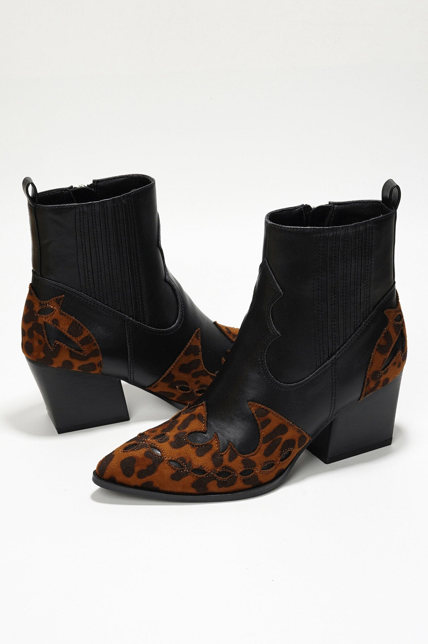 JANESA - BLACK BLACK