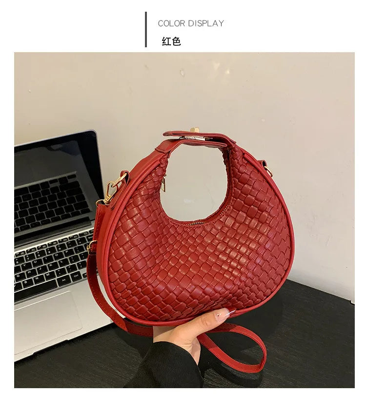 Simple Diamond Shoulder Handbag