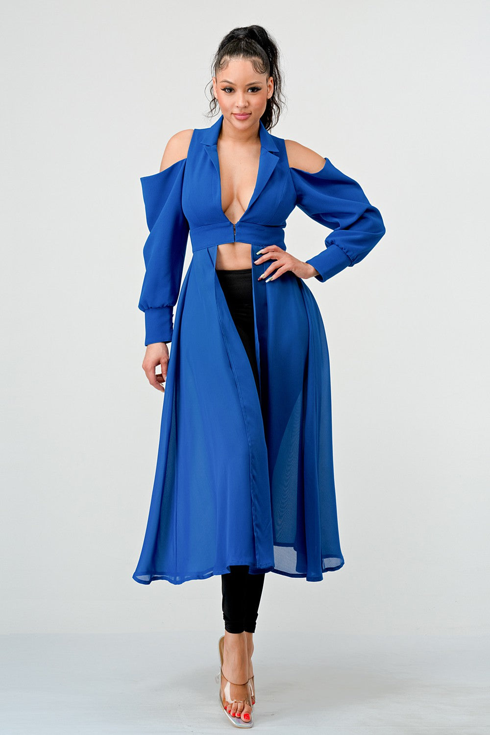 CLASSIC CUTOUT SHOULDER DRESSY TOP