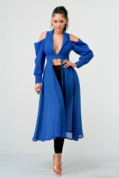 CLASSIC CUTOUT SHOULDER DRESSY TOP