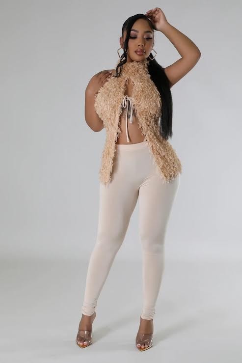 FAUX FUR TOP AND LEGGINGS SET