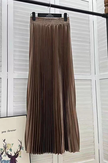 Pleated Elastic Waist Midi Skirt