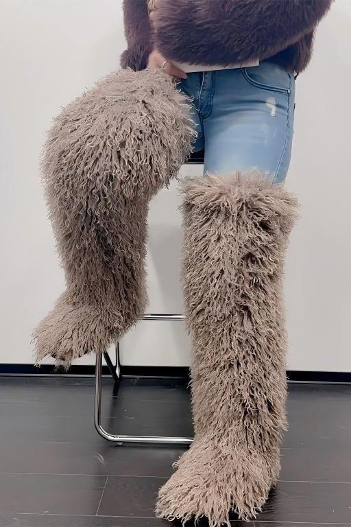 Long-plush Faux Beach Wool Furry Knee Boots