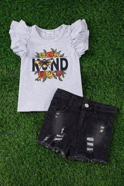 🐝KIND" BEE PRINTED TOP & BLACK DENIM PANTS