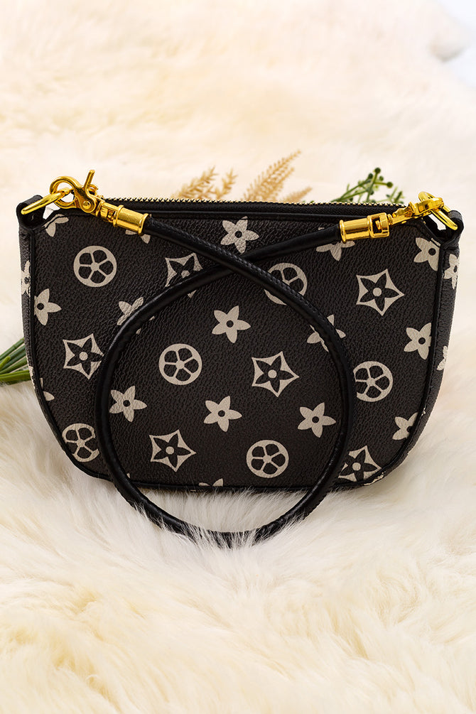 BLACK MINI SHOULDER PURSE.
