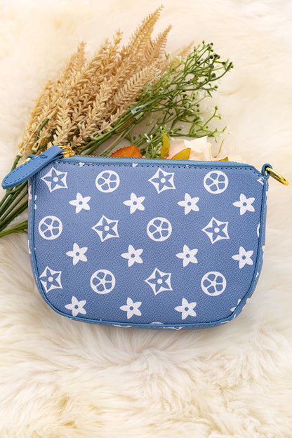 BLACK MINI SHOULDER PURSE.