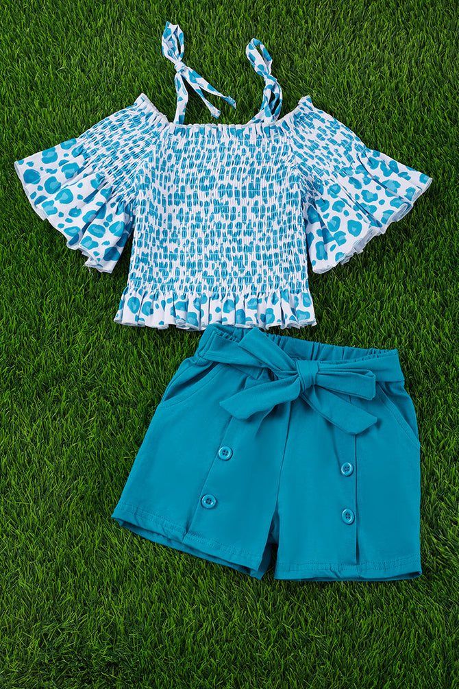 ANIMAL PRINTED SHOULDER TOP & RELAXED FIT SHORTS
