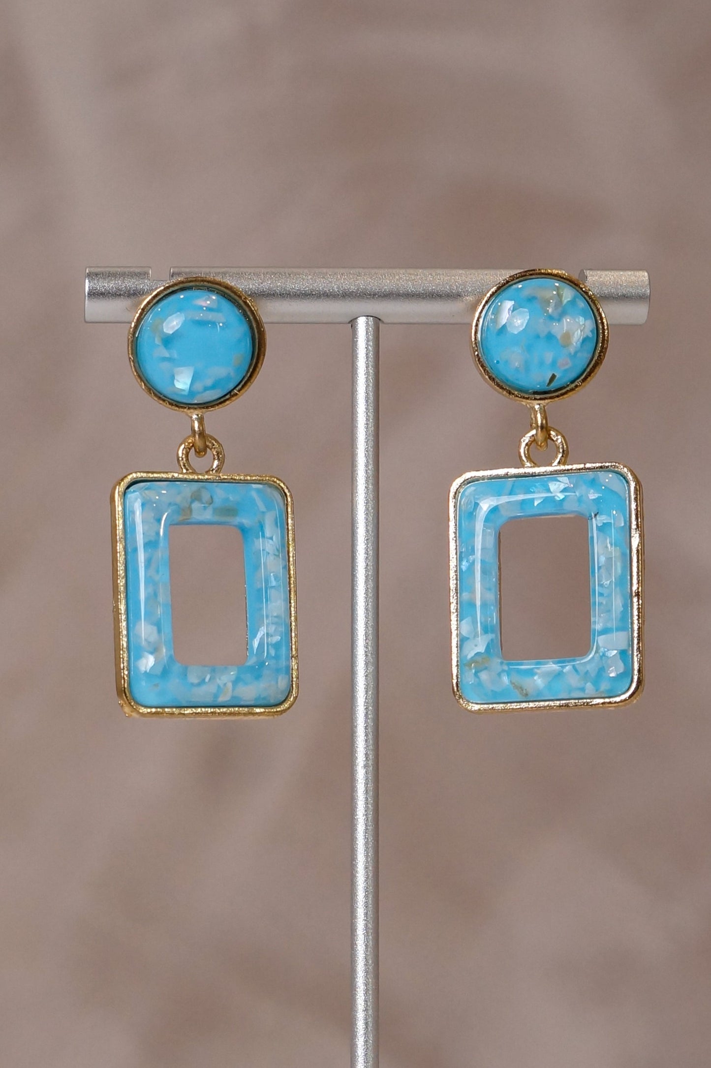 GET TO THE POINT EARRINGS