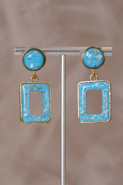 GET TO THE POINT EARRINGS