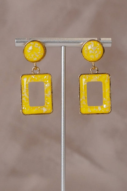 GET TO THE POINT EARRINGS