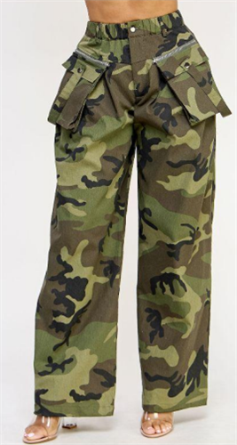 Highlight Camo Cargo Pant