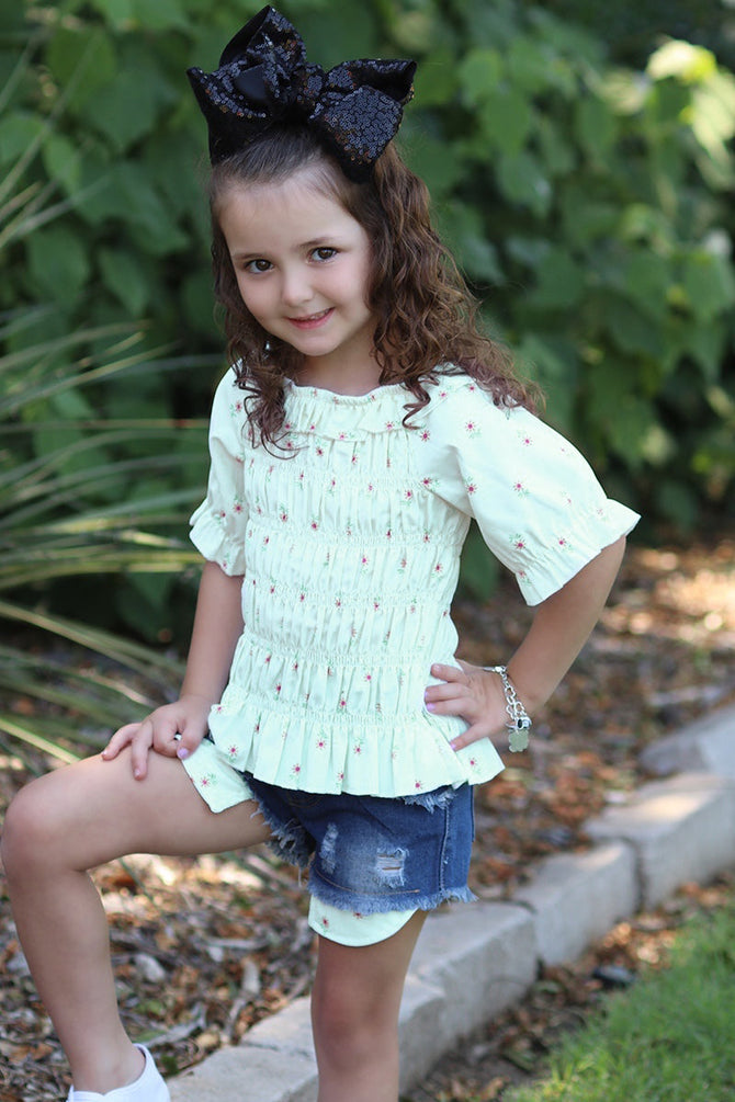 YELLOW FLORAL TOP WITH DISTRESSED DENIM SHORTS