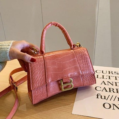Small Women's Armpit One Shoulder Baguette Retro Stone Purse