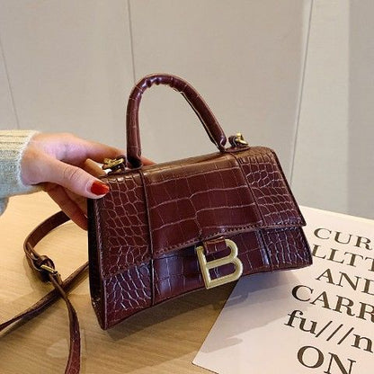 Small Women's Armpit One Shoulder Baguette Retro Stone Purse