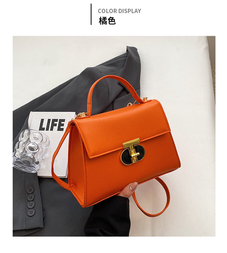 Small lock shoulder bag