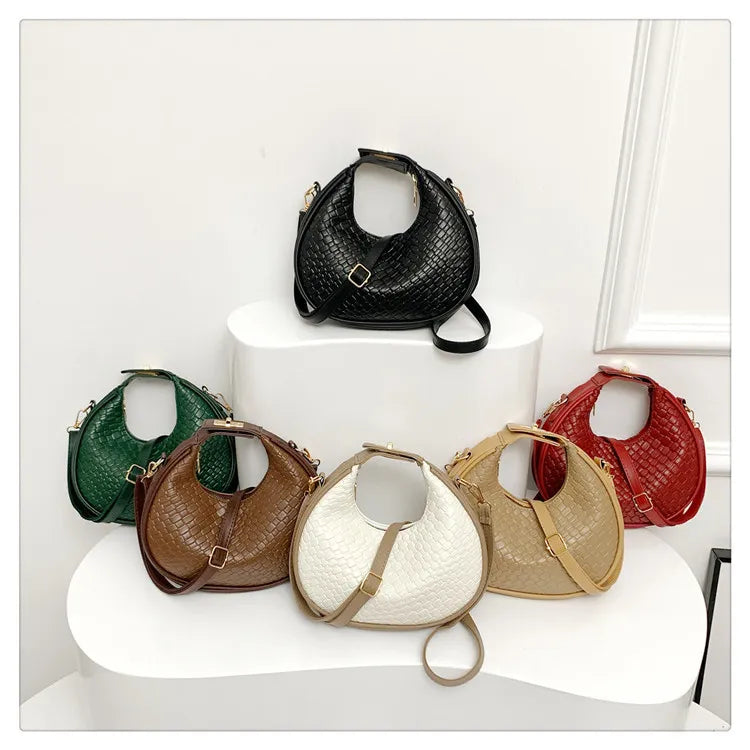 Simple Diamond Shoulder Handbag
