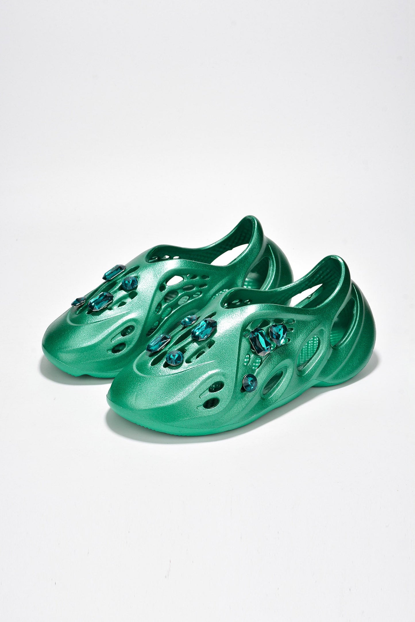 FUTURISM - GREEN