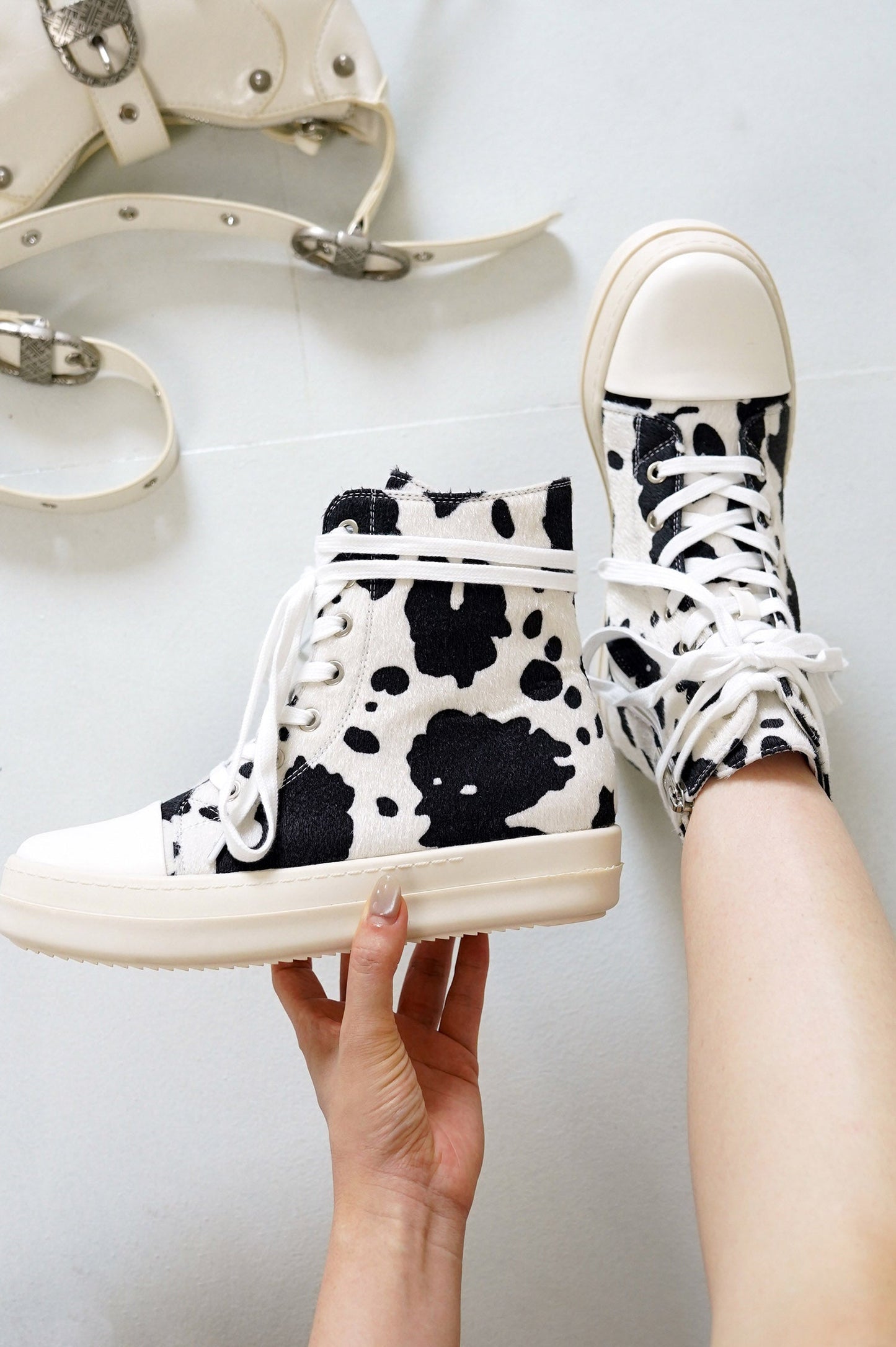 INESITA - COW COW