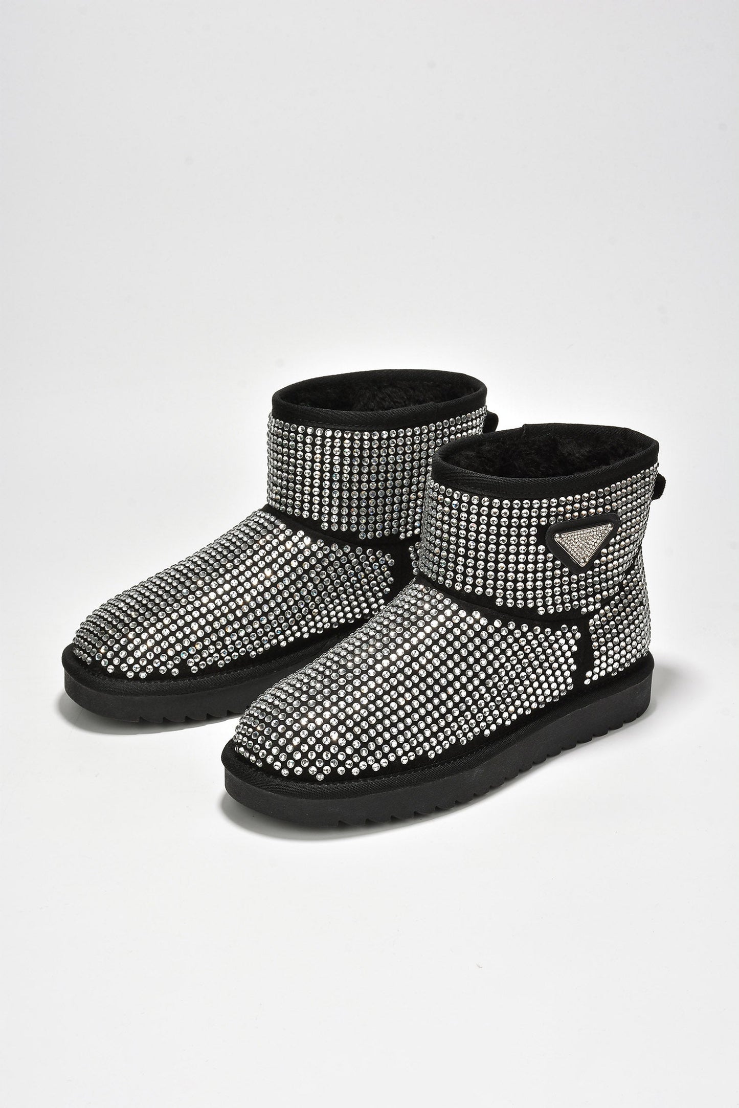 LINDAK - BLACK