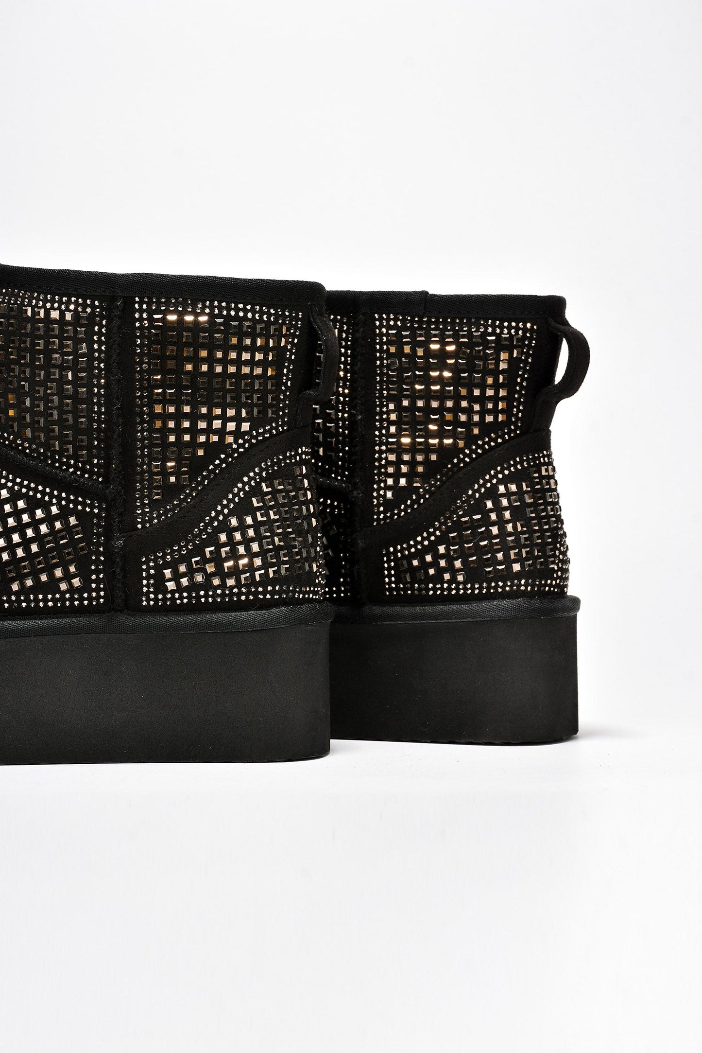 MAXBE - BLACK
