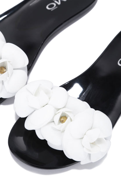 ROSE - BLACK