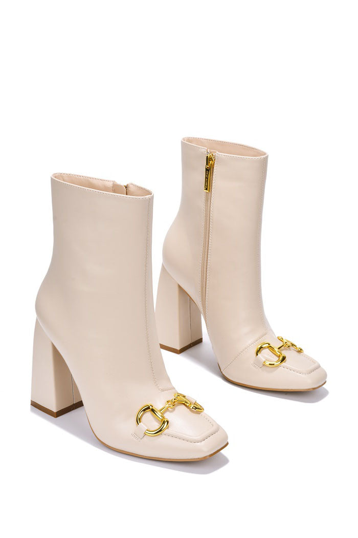 SICILY - OFF WHITE