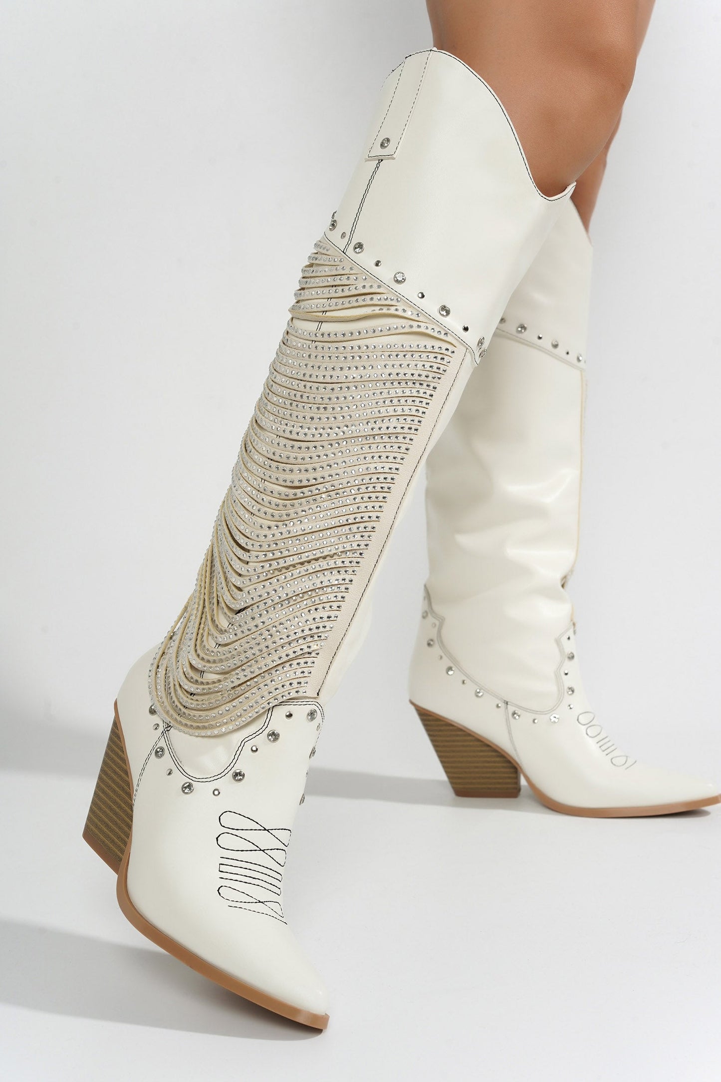 STIKA - WHITE