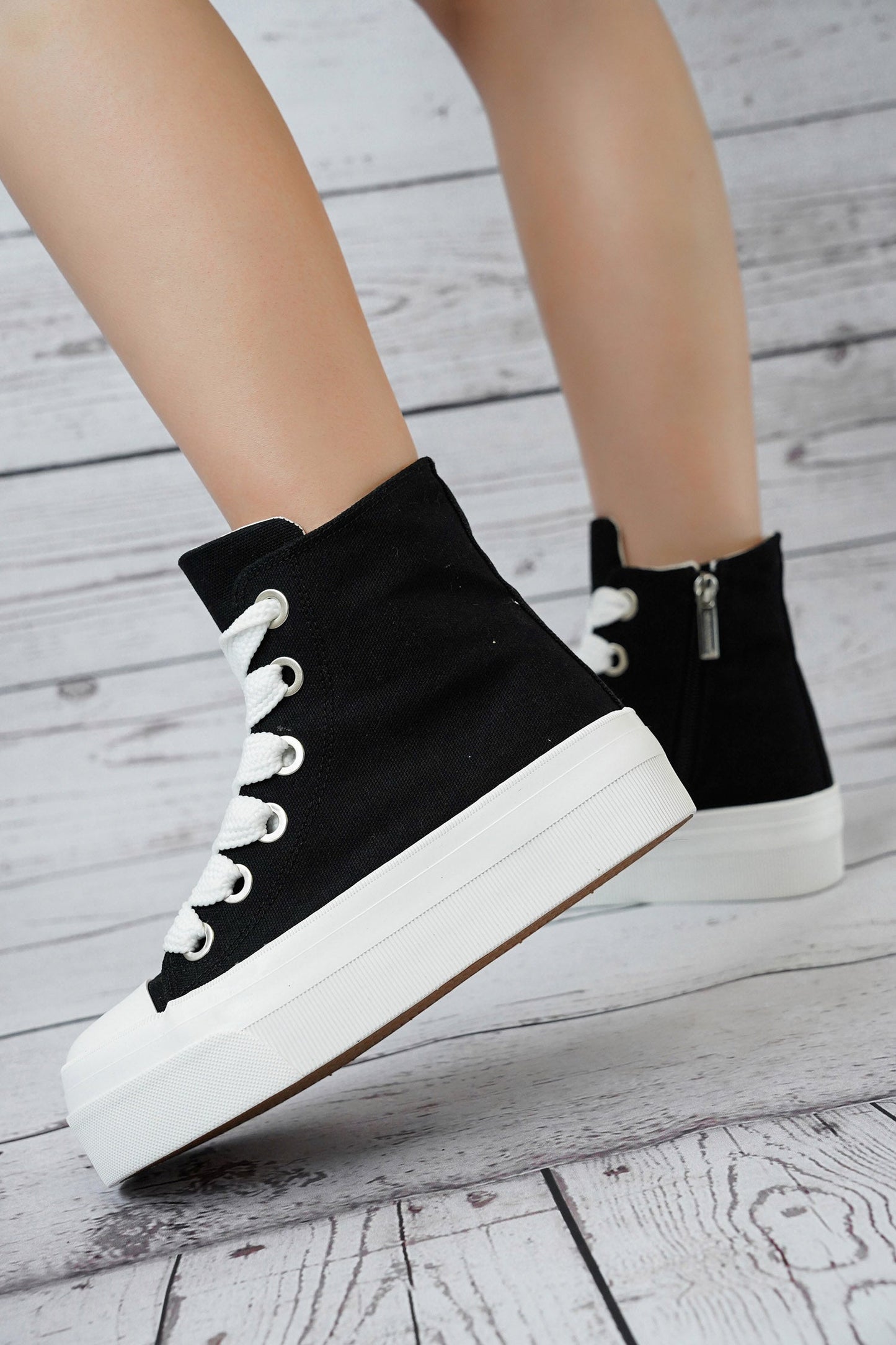 ZITELLA - BLACK BLACK