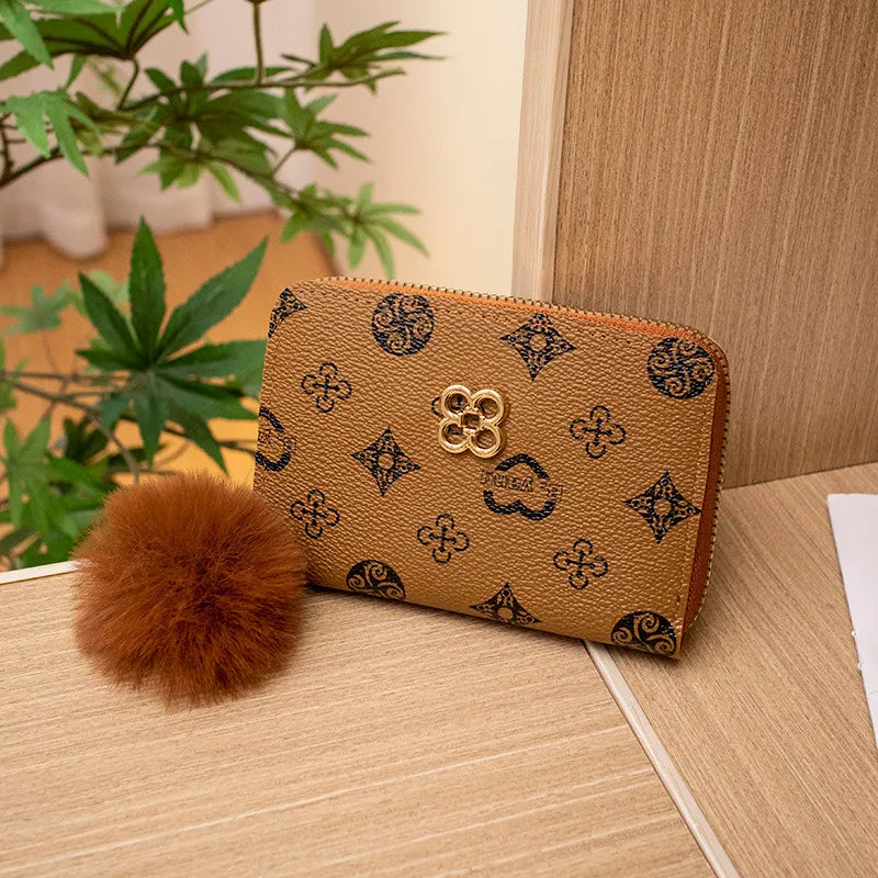 Love Star Four-Leaf Clover Print Card Slot Short Wallet