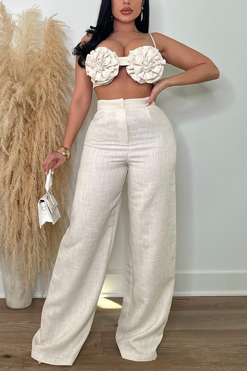 Elegant Floral Set for Resort Vacation