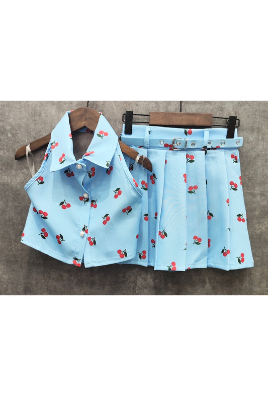 Backless shirt + pleated skirt set with matching belt