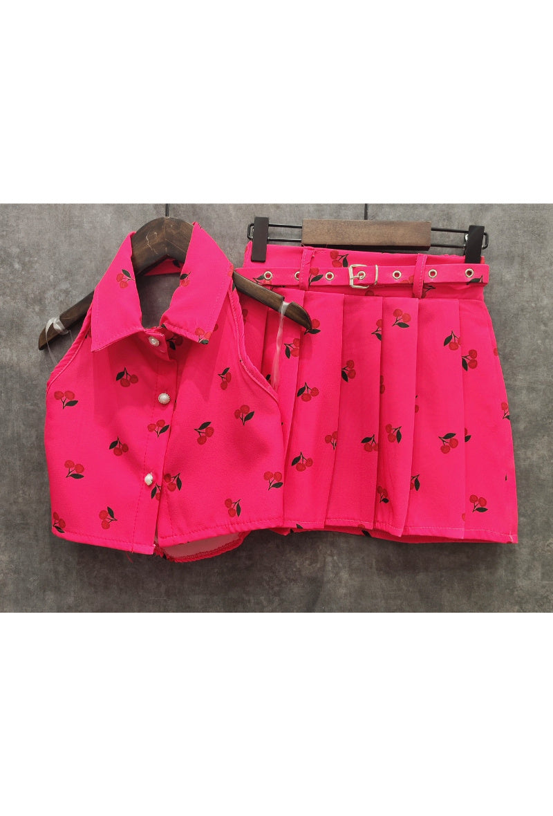 Backless shirt + pleated skirt set with matching belt