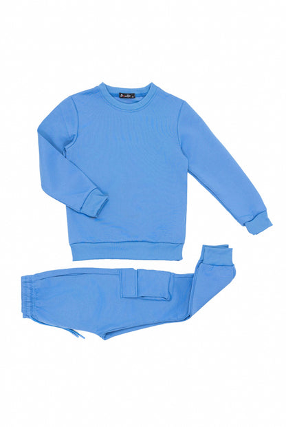Sweatshirt and cargo pants set