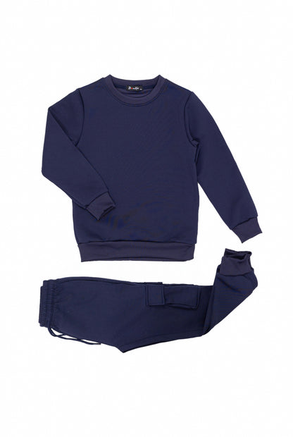 Sweatshirt and cargo pants set