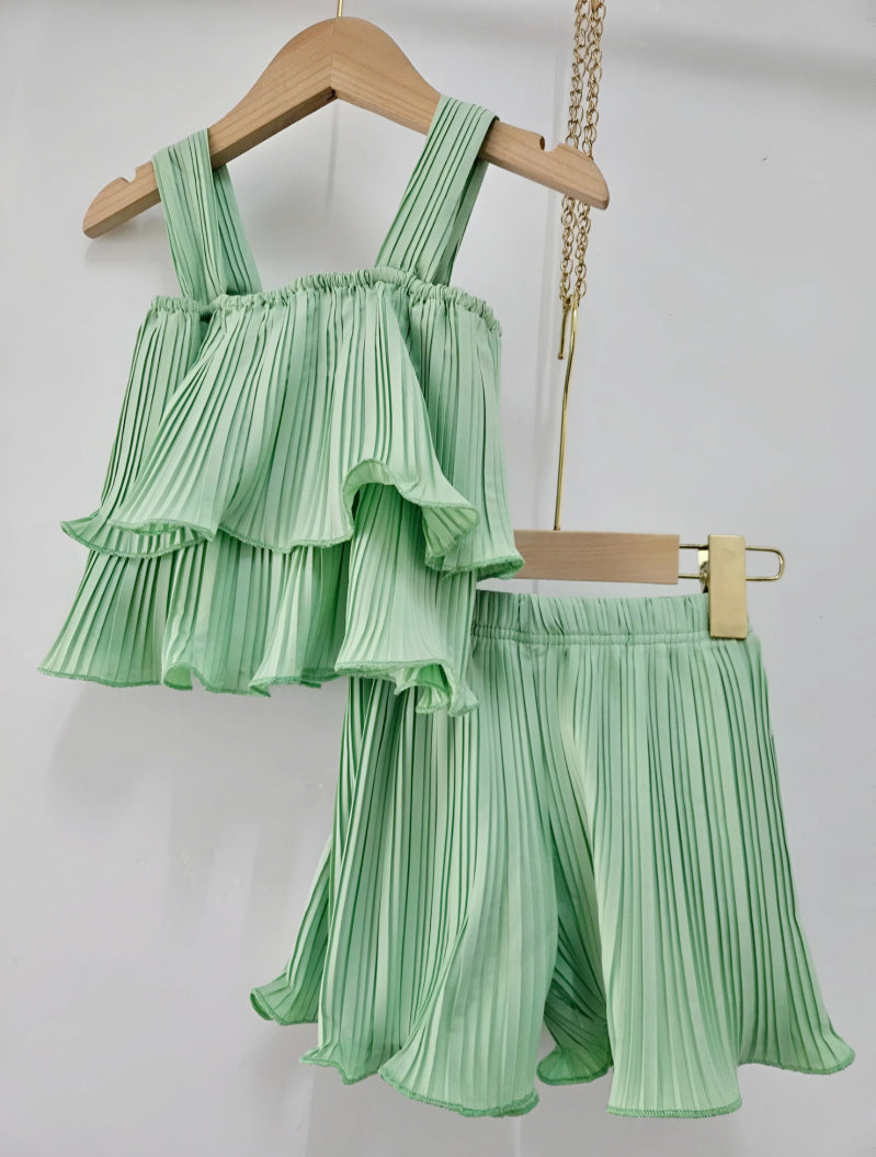 Girls’ Plain Fluid Ruffle Top and Pleated Shorts Set