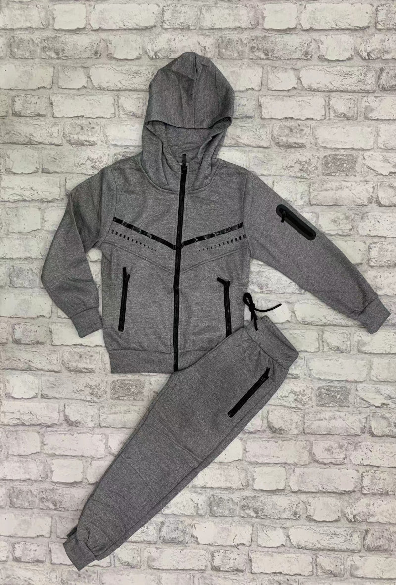 Boys' fleece sets