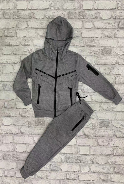 Boys' fleece sets