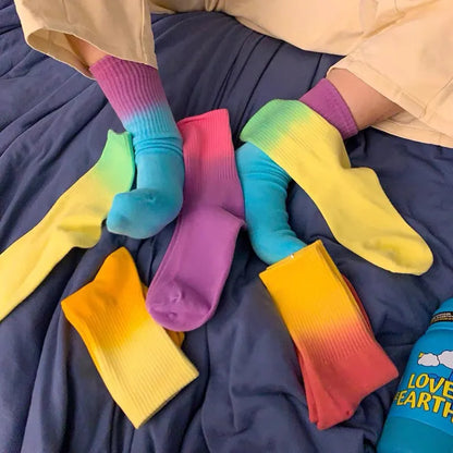 Women Fashion Rainbow Gradient Tie-Dye Mid-Tube Multicolor Socks