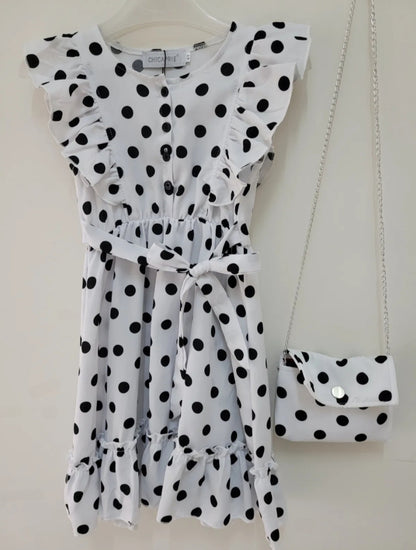 Sleeve and flying polka dot dress with girl fancy bag