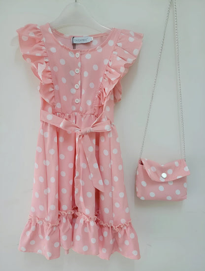 Sleeve and flying polka dot dress with girl fancy bag